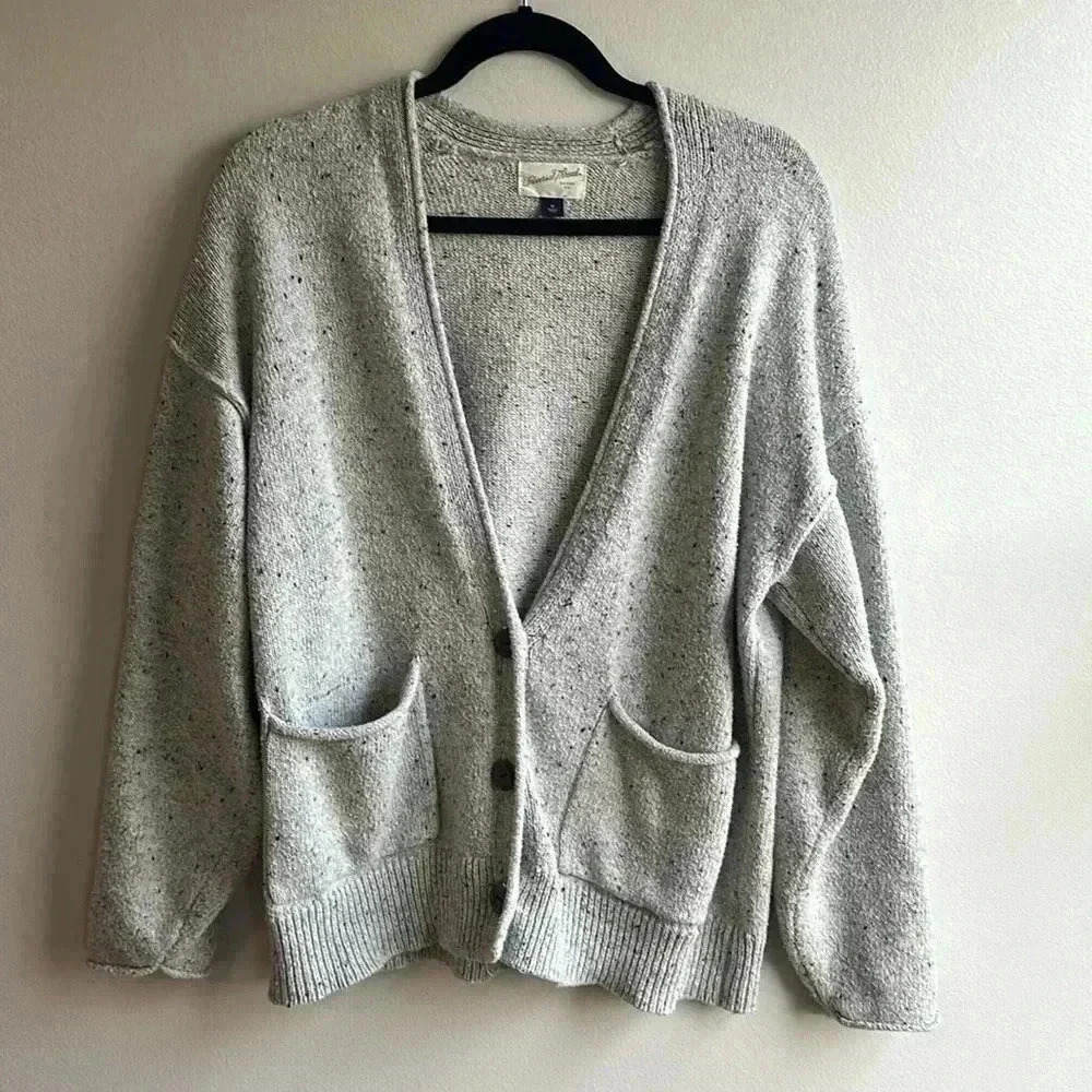 Universal Thread Womens 3 Button Down Gray Speckled Cardigan Sweater Size Med